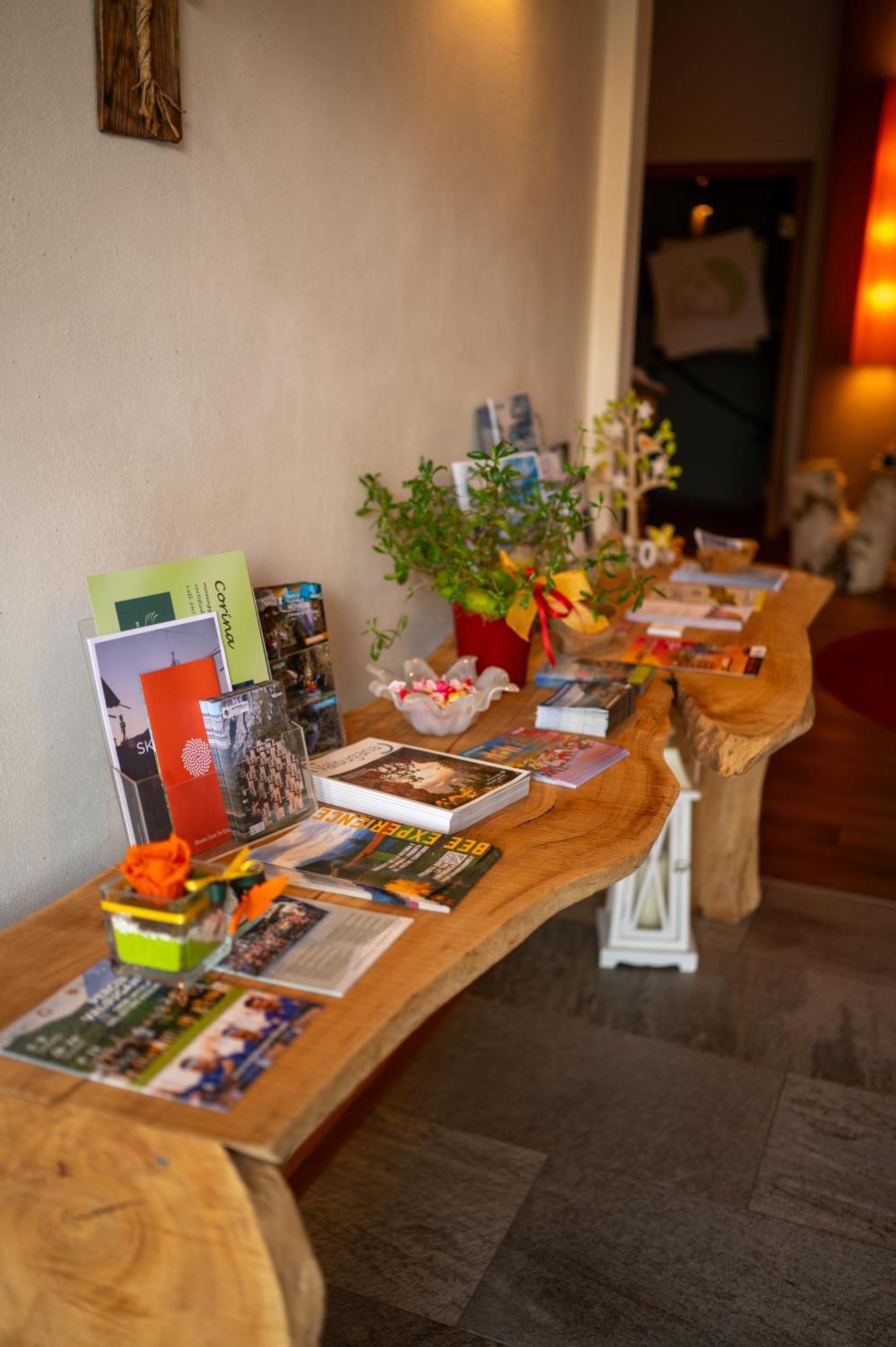 Garni Tuttotondo Hotel Levico Terme Kültér fotó