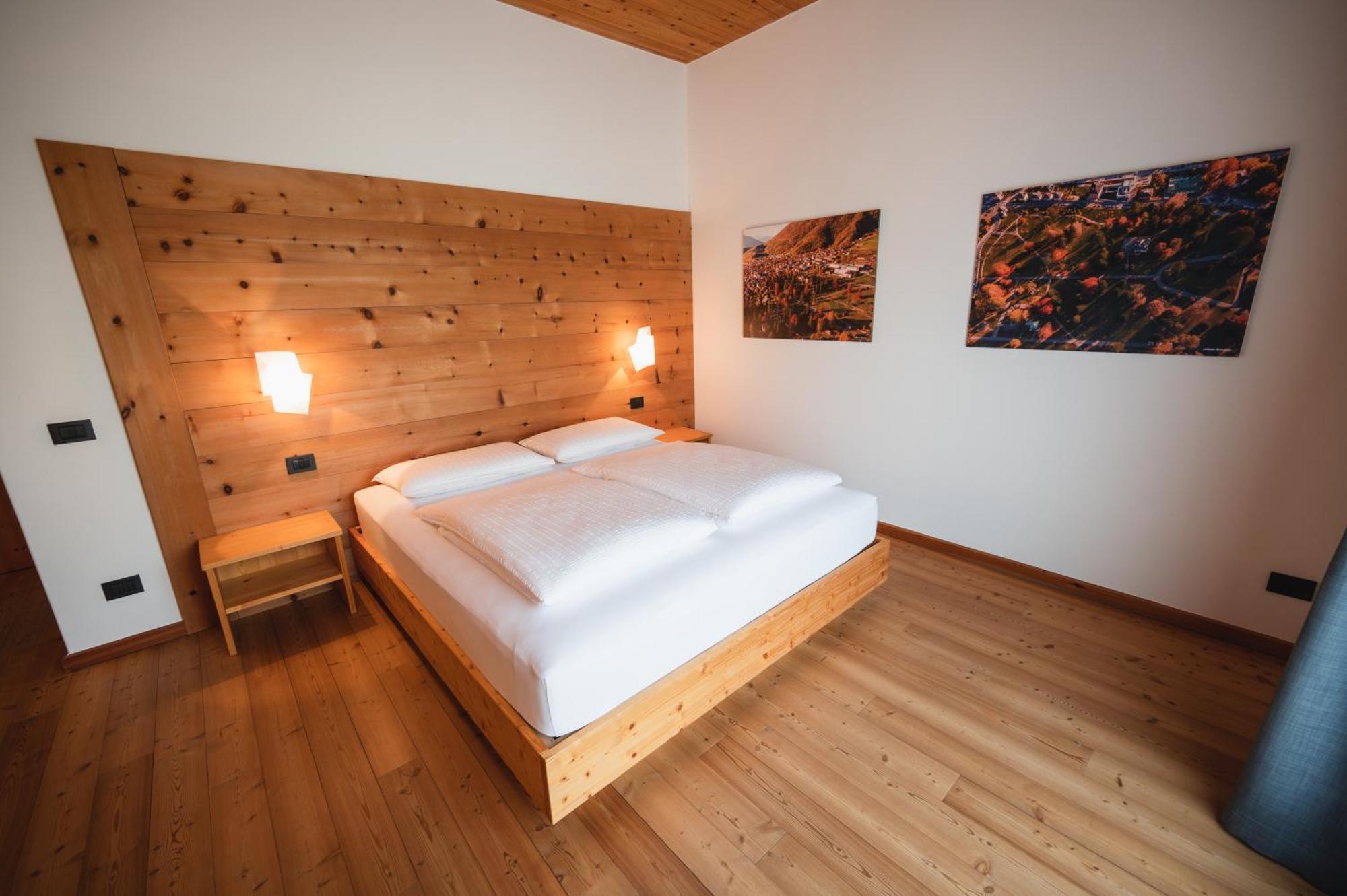 Garni Tuttotondo Hotel Levico Terme Szoba fotó